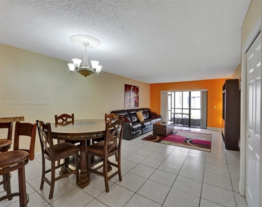 158 Lakeview Dr - Photo Thumbnail 15