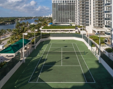 4779 Collins Ave - Photo Thumbnail 43