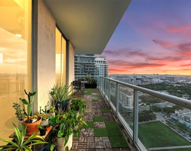 3470 E Coast Ave - Photo Thumbnail 1