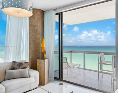 6899 Collins Ave - Photo Thumbnail 31