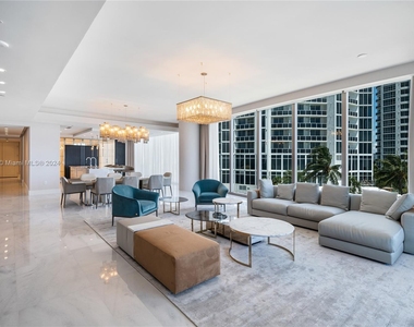 17975 Collins Ave - Photo Thumbnail 7