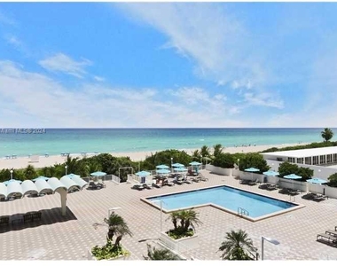 5701 Collins Ave - Photo Thumbnail 28