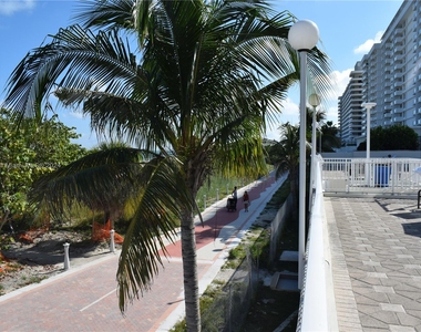 5701 Collins Ave - Photo Thumbnail 39