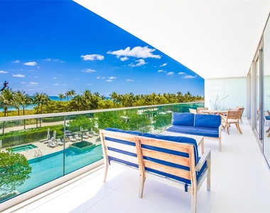 10203 Collins Ave - Photo Thumbnail 2