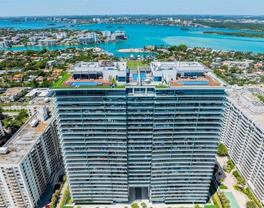 10203 Collins Ave - Photo Thumbnail 37