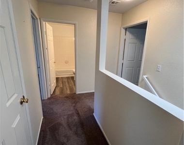 2829 Dawn Crossing Drive - Photo Thumbnail 21