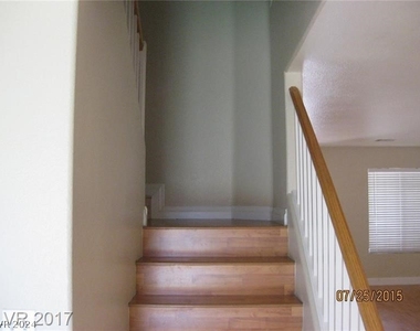 7641 Damascus Avenue - Photo Thumbnail 6