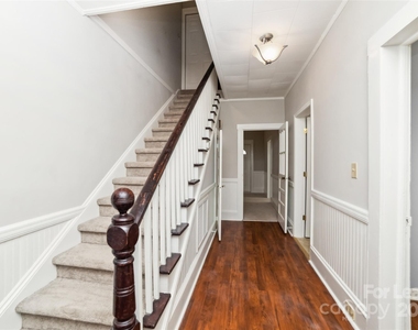 16 Douglas Avenue Nw - Photo Thumbnail 16