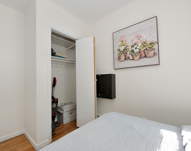 356 West 37th Street - Photo Thumbnail 10