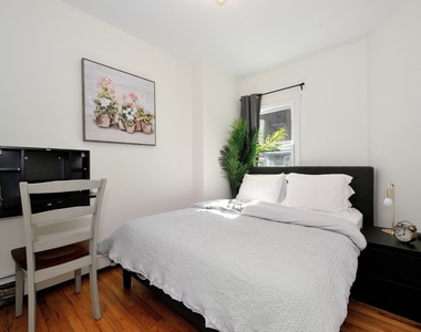 356 West 37th Street - Photo Thumbnail 8