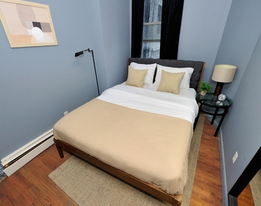 356 West 37th Street - Photo Thumbnail 11