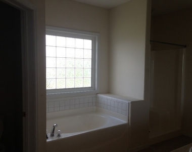 110 Powderhorn - Photo Thumbnail 1