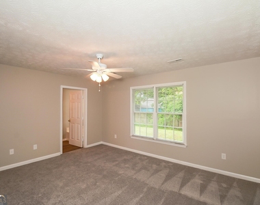 1272 Lori Ann Way - Photo Thumbnail 7