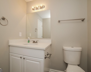 5880 Raventree Court - Photo Thumbnail 12