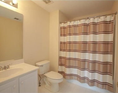 1009 Wescott Lane Ne - Photo Thumbnail 25