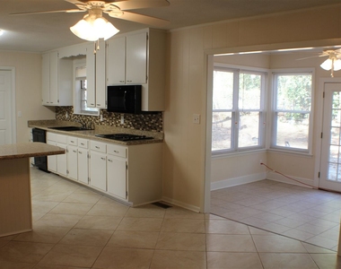 2115 Great Oak Drive - Photo Thumbnail 18