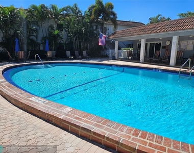 659 W Oakland Park Blvd - Photo Thumbnail 6