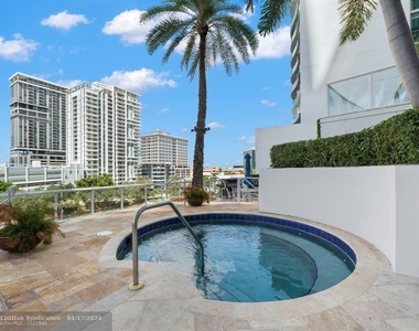 333 Las Olas Way - Photo Thumbnail 32