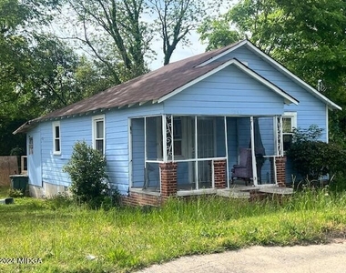 1063 Bartlett Street - Photo Thumbnail 0