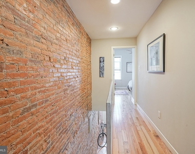 2212 Gerritt Street - Photo Thumbnail 18