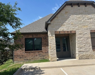 4425 Plano Parkway - Photo Thumbnail 2