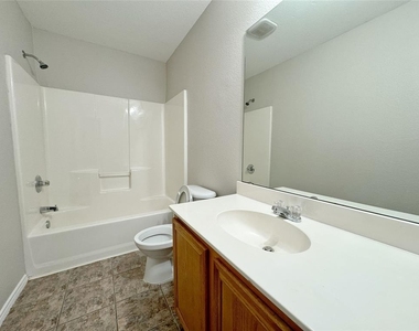 1411 Kingston Place - Photo Thumbnail 19