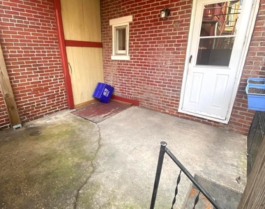 1520 Penn Street - Photo Thumbnail 7