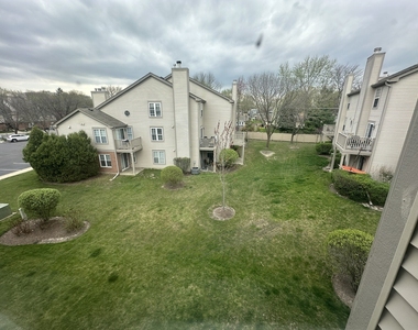 131 Kristin Circle - Photo Thumbnail 14