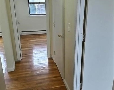 1039 Commonwealth Ave - Photo Thumbnail 5