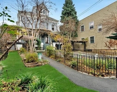 706 Grand Ave - Photo Thumbnail 2