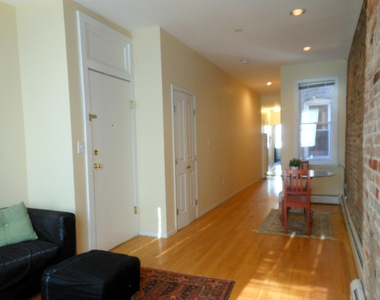 273 Webster Ave - Photo Thumbnail 1