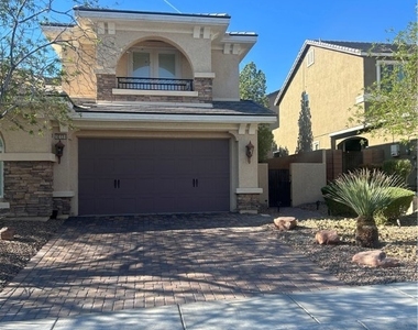 10131 Amana Oaks Avenue - Photo Thumbnail 1