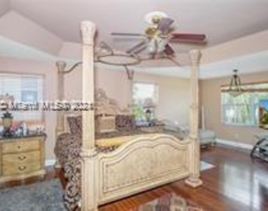 17855 Sw 35th Dr - Photo Thumbnail 19