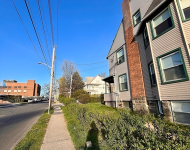 Badeau Place - Photo Thumbnail 6