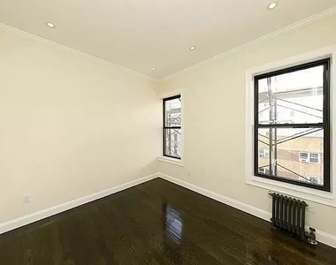 1377 Lexington Avenue - Photo Thumbnail 6