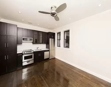 1377 Lexington Avenue - Photo Thumbnail 0