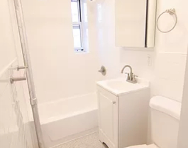 34-46 91st Street - Photo Thumbnail 3