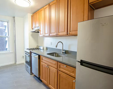 34-46 91st Street - Photo Thumbnail 2