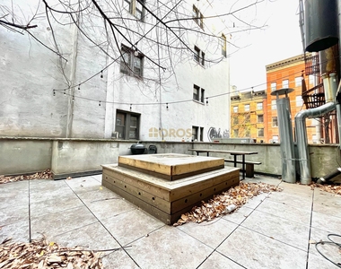 343 East 10th Street - Photo Thumbnail 0