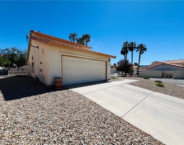 240 Moapa Court - Photo Thumbnail 2