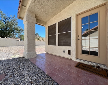 240 Moapa Court - Photo Thumbnail 23