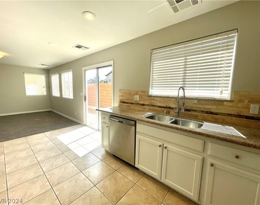 9429 Havasu Canyon Avenue - Photo Thumbnail 15