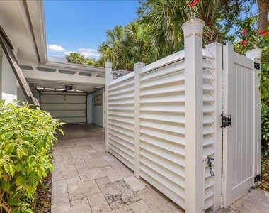 313 Tarpon Street - Photo Thumbnail 25