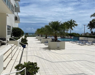 6917 Collins Ave - Photo Thumbnail 21