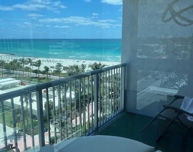 2655 Collins Ave - Photo Thumbnail 7