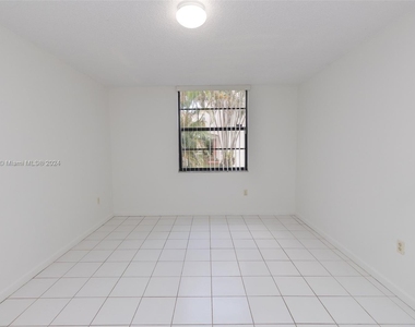 1744 Nw 55th Ave - Photo Thumbnail 6