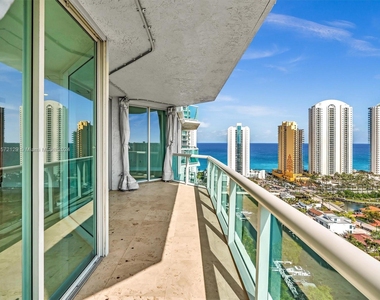 16500 Collins Ave - Photo Thumbnail 30