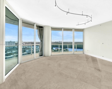 16500 Collins Ave - Photo Thumbnail 15