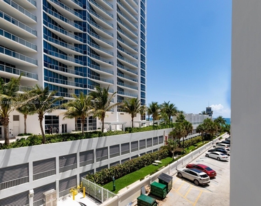 3505 S Ocean Dr - Photo Thumbnail 13