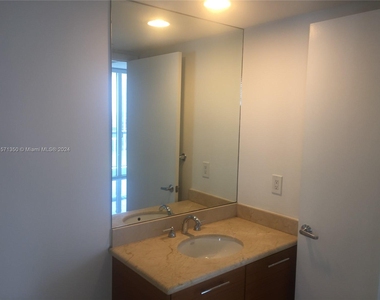 50 Biscayne Blvd - Photo Thumbnail 17